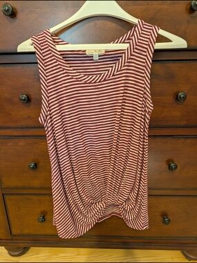nine britton Burgundy and White Striped Twist-Hem Tank